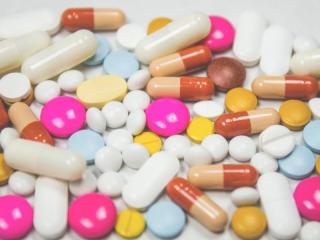 Peut-on soigner un malade à la maison sans l’avis d’un médecin ? (Mbongwana)
